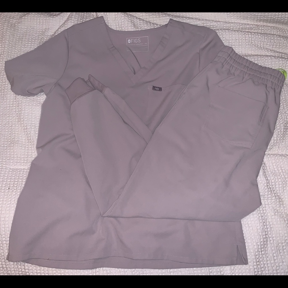 Figs scrubs